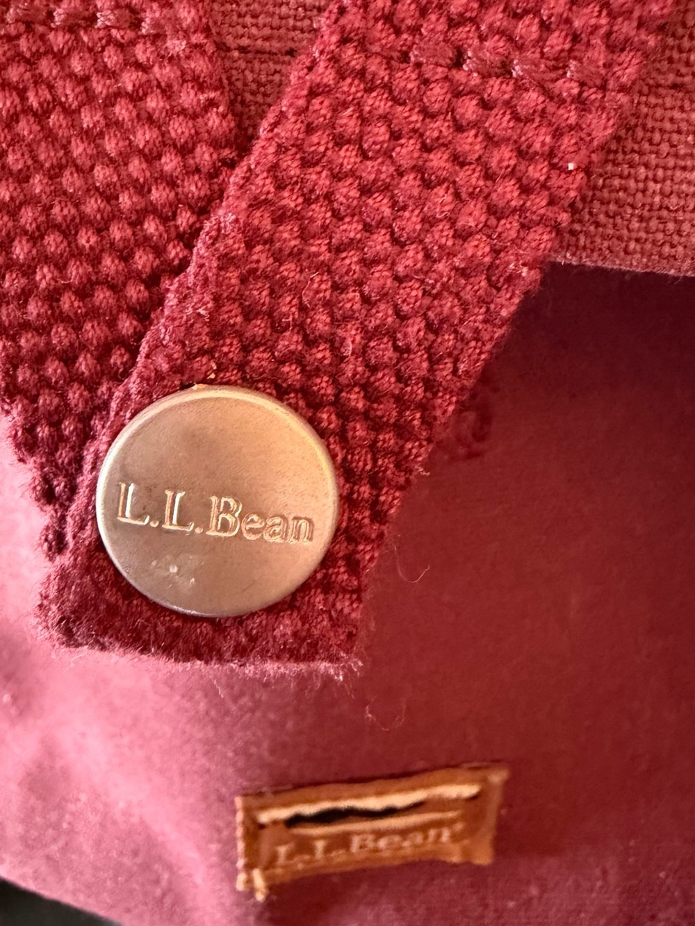 L.L. Bean Canvas Crossbody messenger bag Vintage Red bag with adjustable strap. - Picture 6 of 11